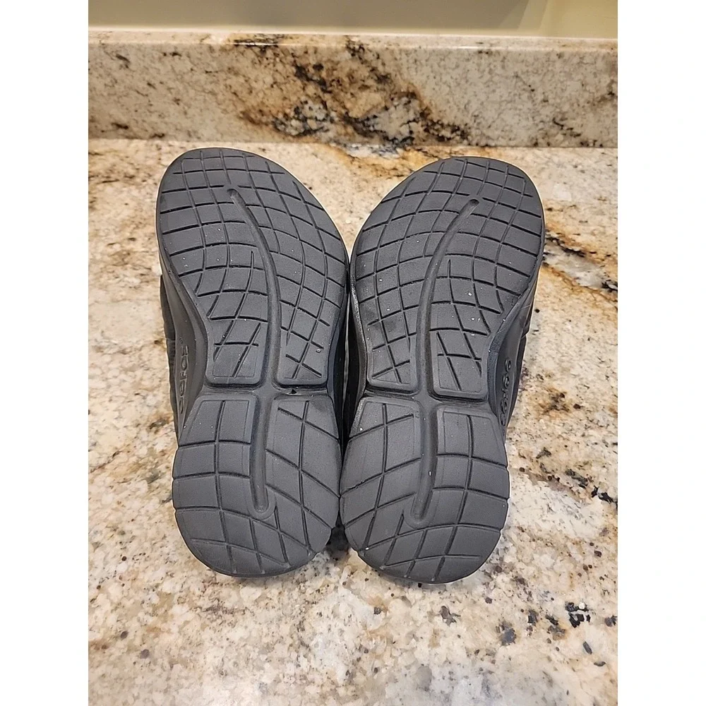 OOFOS OOcoozie Thermo Mule Men's Recovery Shoes Black & Alpine Moss Size 11.5